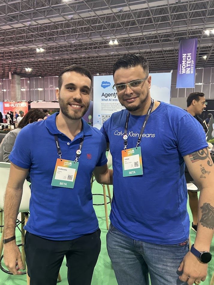 Tobias Birro e Guilherme Oliveira no Web Summit Rio